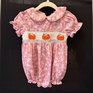 Lillie & Lilah Baby Girl Fall Romper Pink Floral with Pumpkins Size 12M TTS